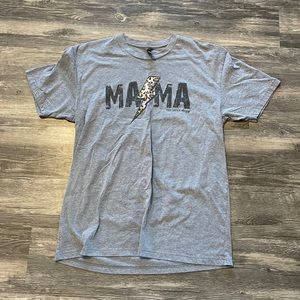 Leopard Mama tshirt. Size large.